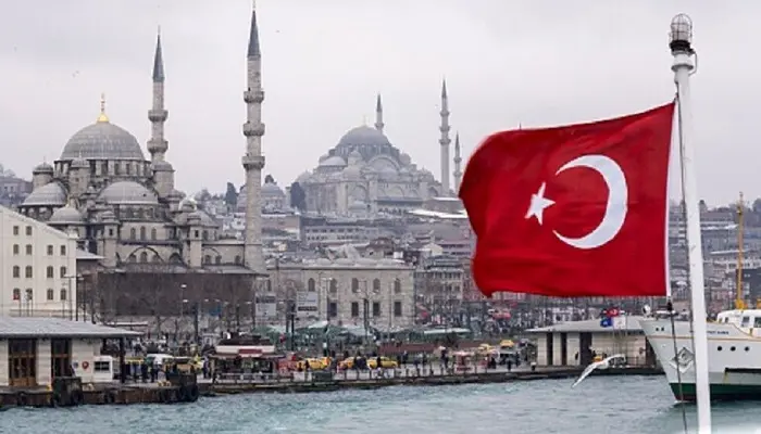 زيادة كبيرة في عدد الزائرين الأجانب إلى تركيا بأغسطس

