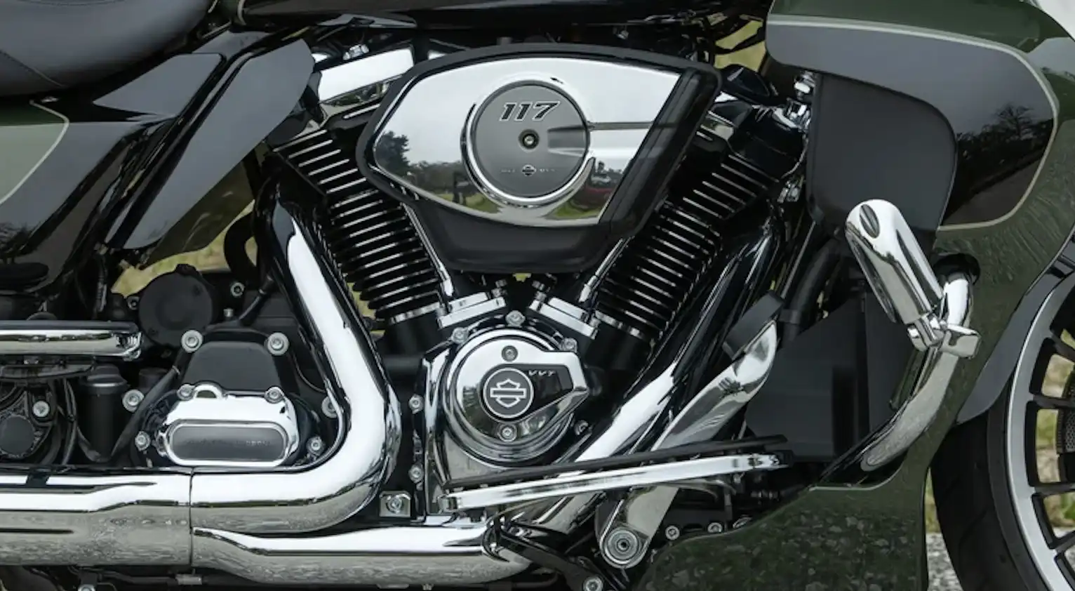تظهر الصورة محرك دراجة Harley-Davidson Road Glide بتقنية VVT