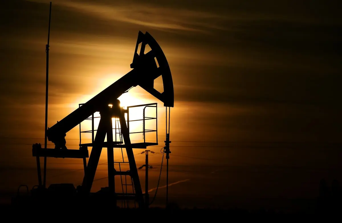 النفط يرتفع لليوم الثالث مع تعثر مفاوضات "هدنة  غزة" وبارقة أمل صينية