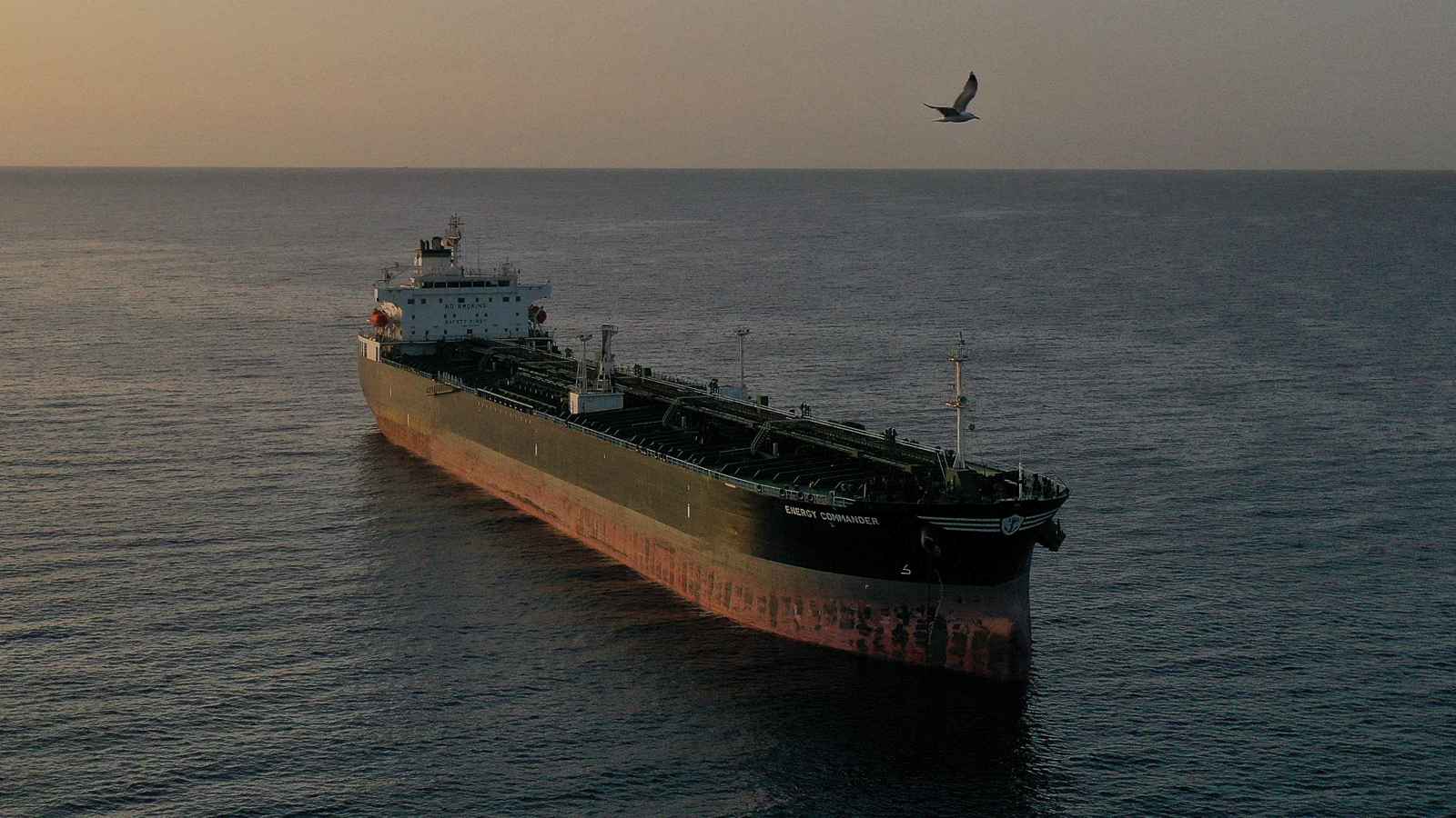 «توترات إيران» ترفع أجور ناقلات النفط لأعلى مستوى منذ 6 سنوات 