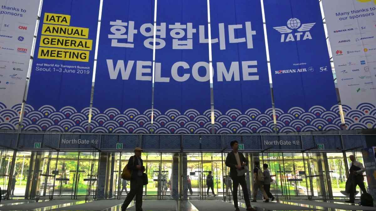 «إياتا»: 90% نمو إنتاج وقود الطيران المستدام إلى 1.9 مليون طن في 2025 