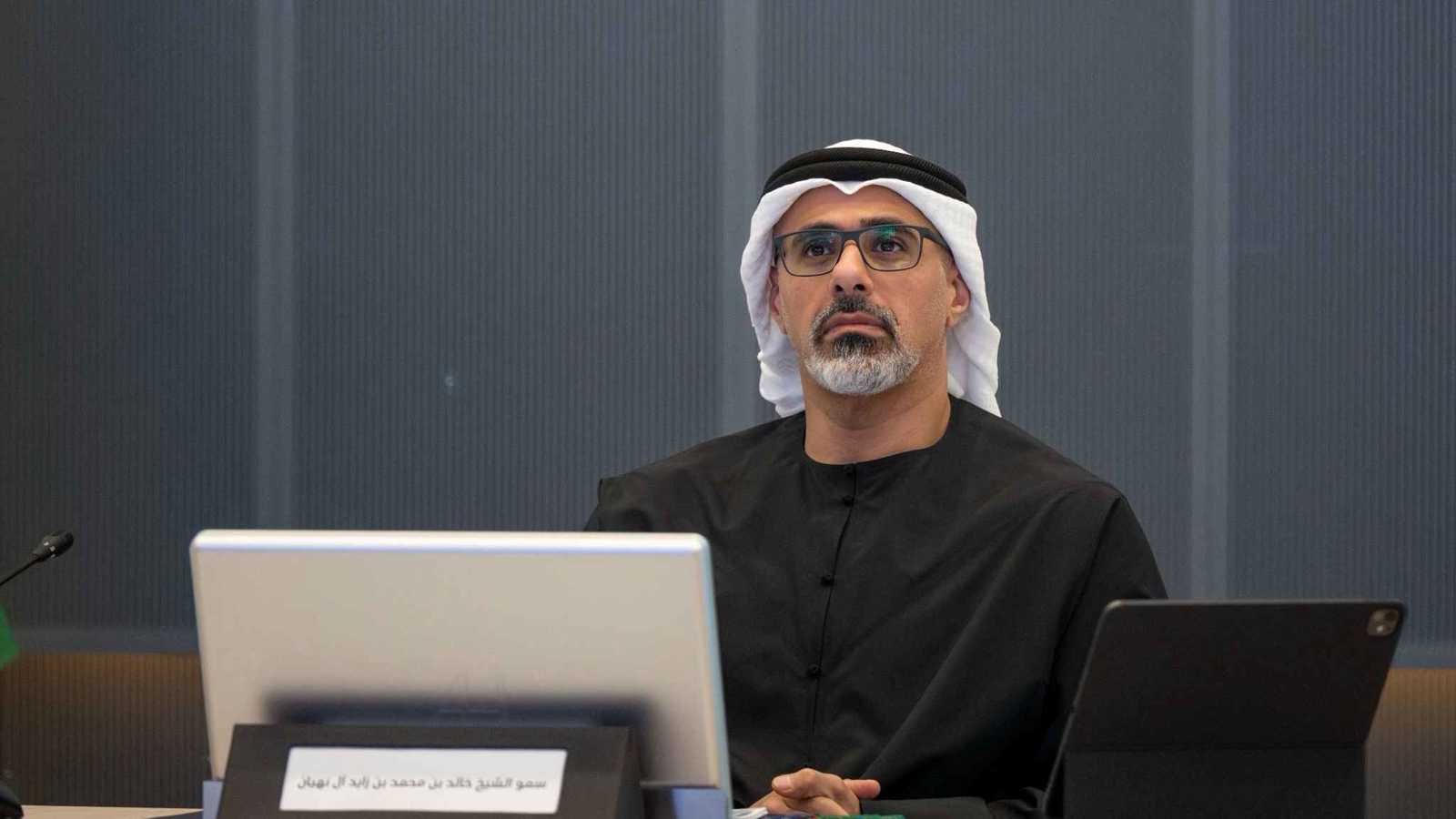 ولي عهد أبوظبي يستعرض خطط «أدنوك» لاستمرارية الأعمال وحماية الأصول 