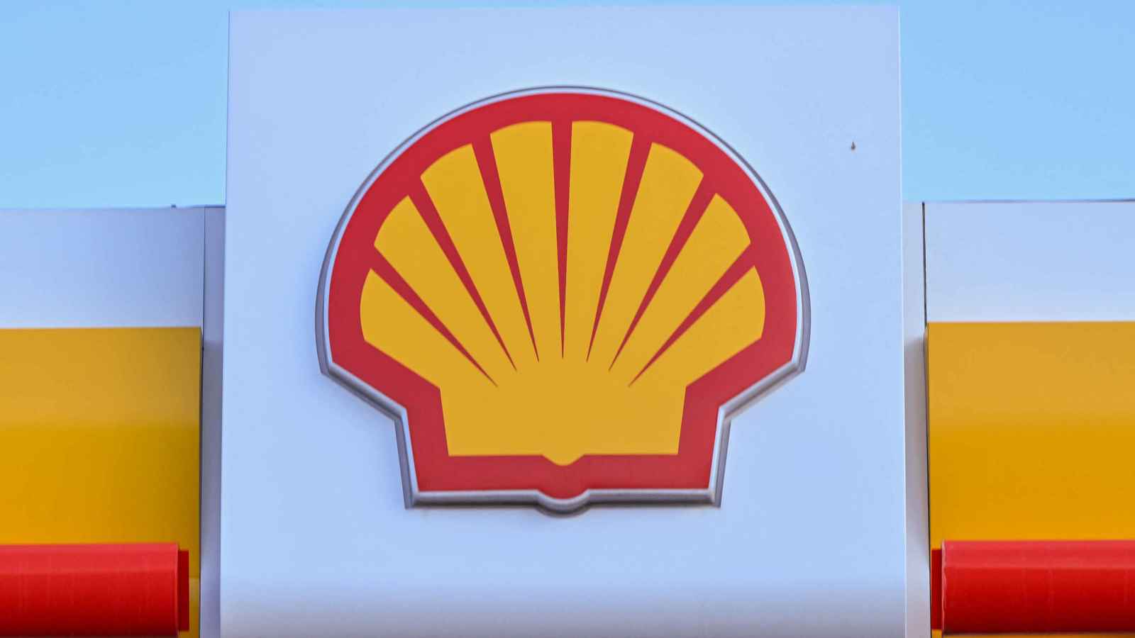 «شل» تبيع 20% في مشروع أوركا النفطي لـ«كوفبيك» الكويتية 