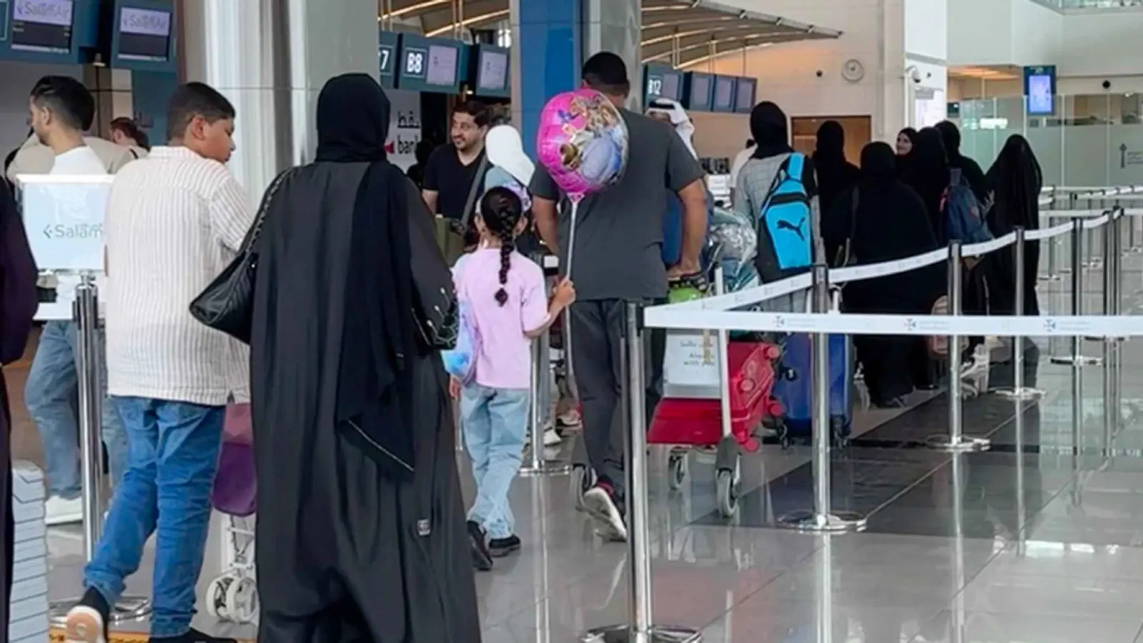3.5 مليون مسافر عبر مطارات سلطنة عُمان خلال الربع الأول
