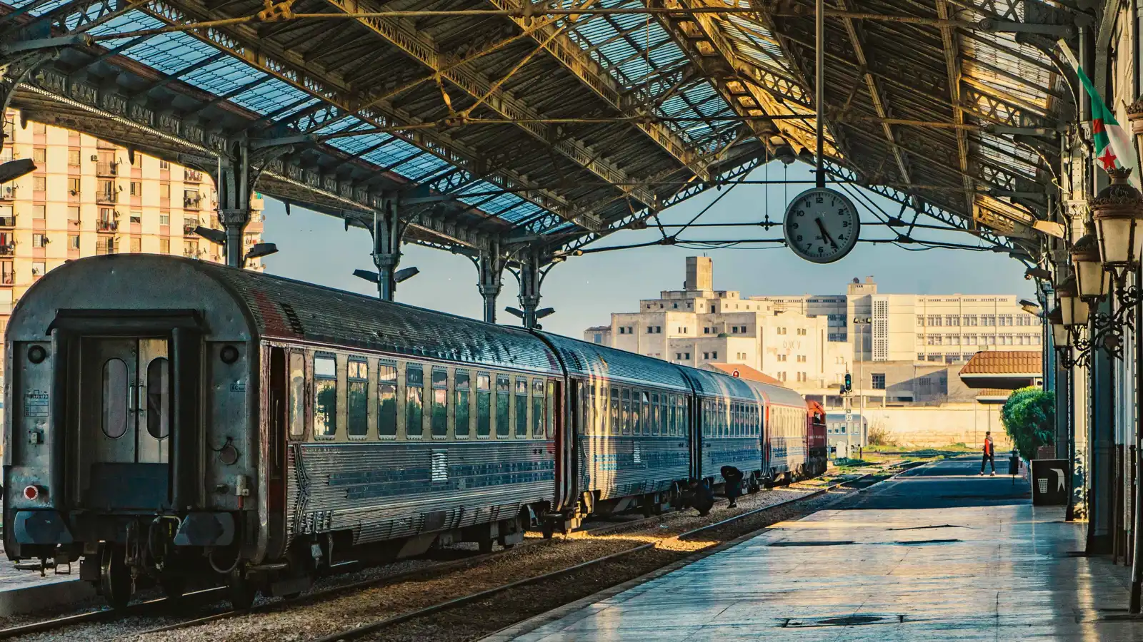 سكك حديد الجنوب.. كيف تدعم الاقتصاد الجزائري؟
