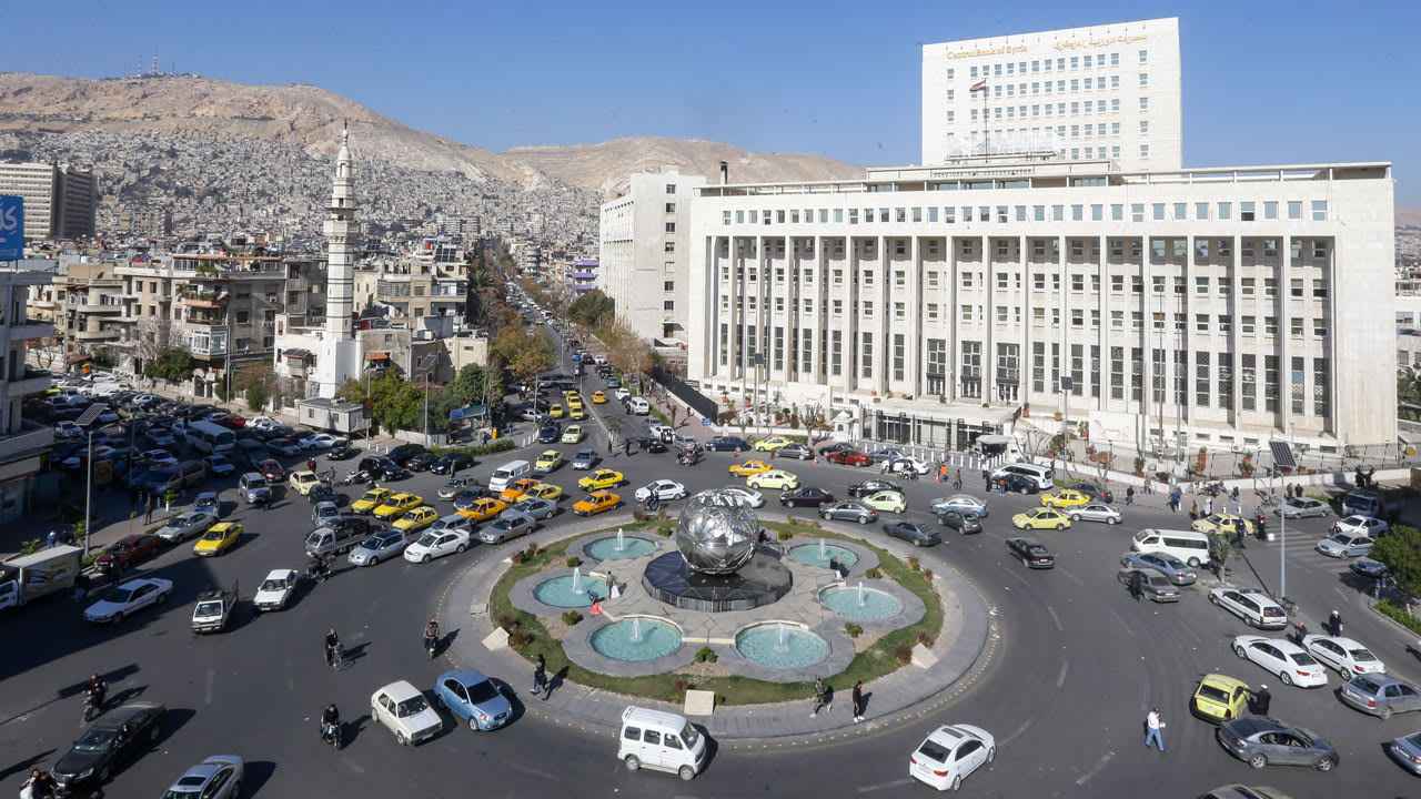 إيرادات المؤسسة السورية للتجارة تتجاوز 8 ملايين دولار في 2025 