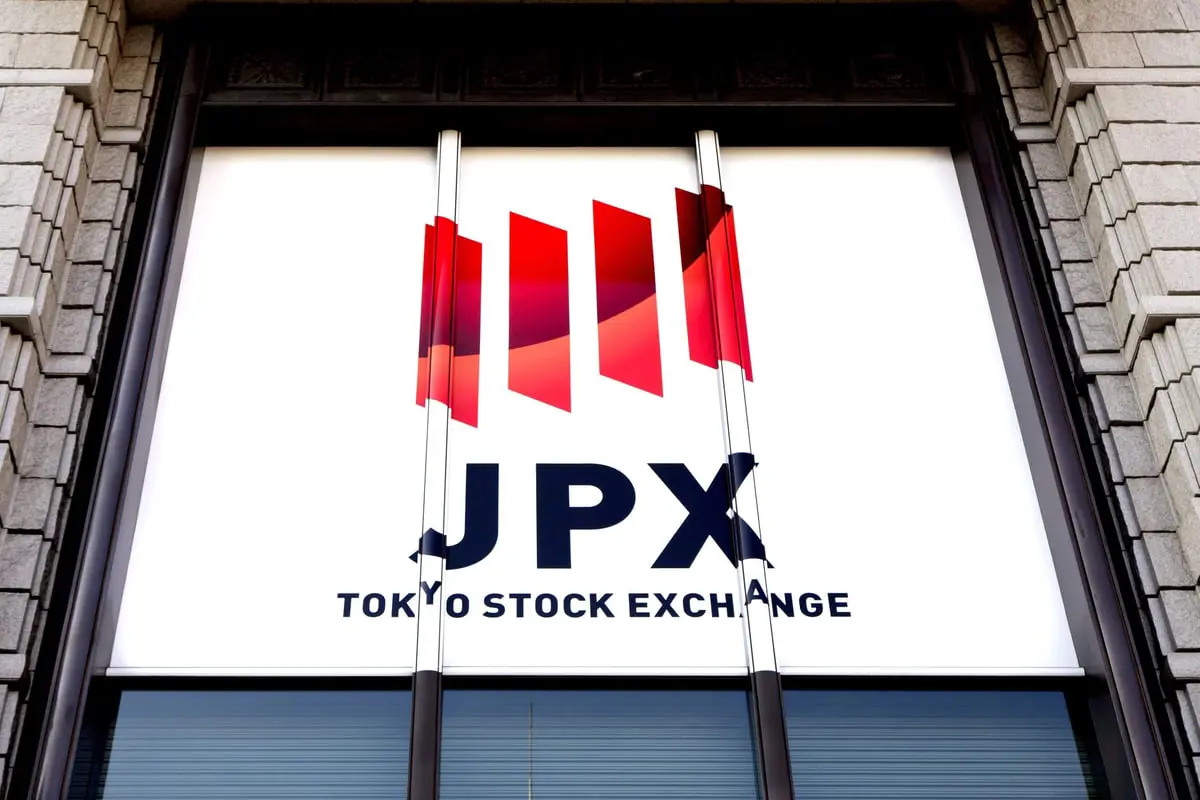 ارتفاع الأسهم اليابانية وسط تفاؤل بتعزيز عوائد المستثمرين 