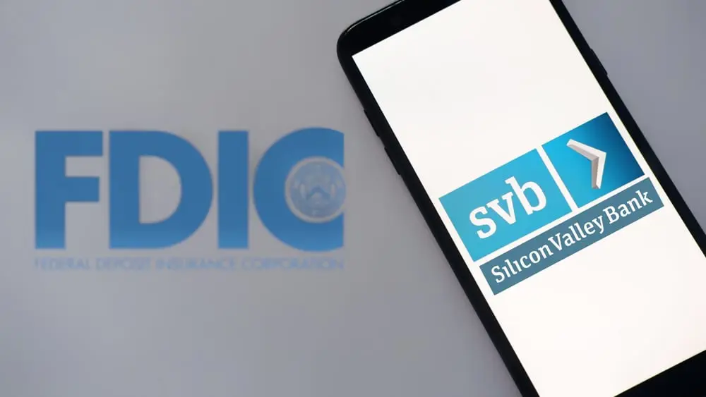 FDIC تبدأ بيع 114 مليار دولار من سندات البنوك المنهارة