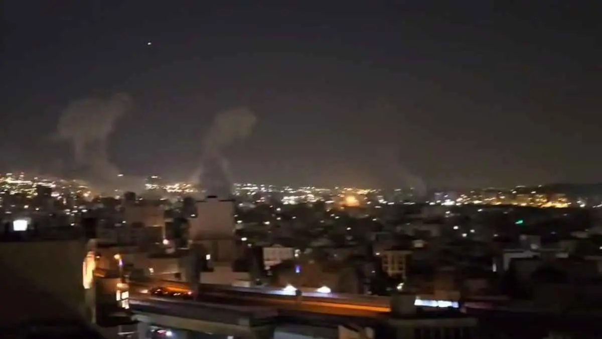 قفزة لأسعار النفط والذهب رداً على مهاجمة إسرائيل مواقع إيرانية