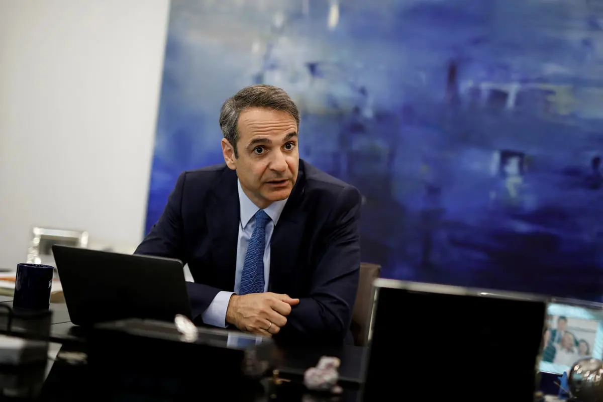 اليونان.. انكماش العجز التجاري 21.9%