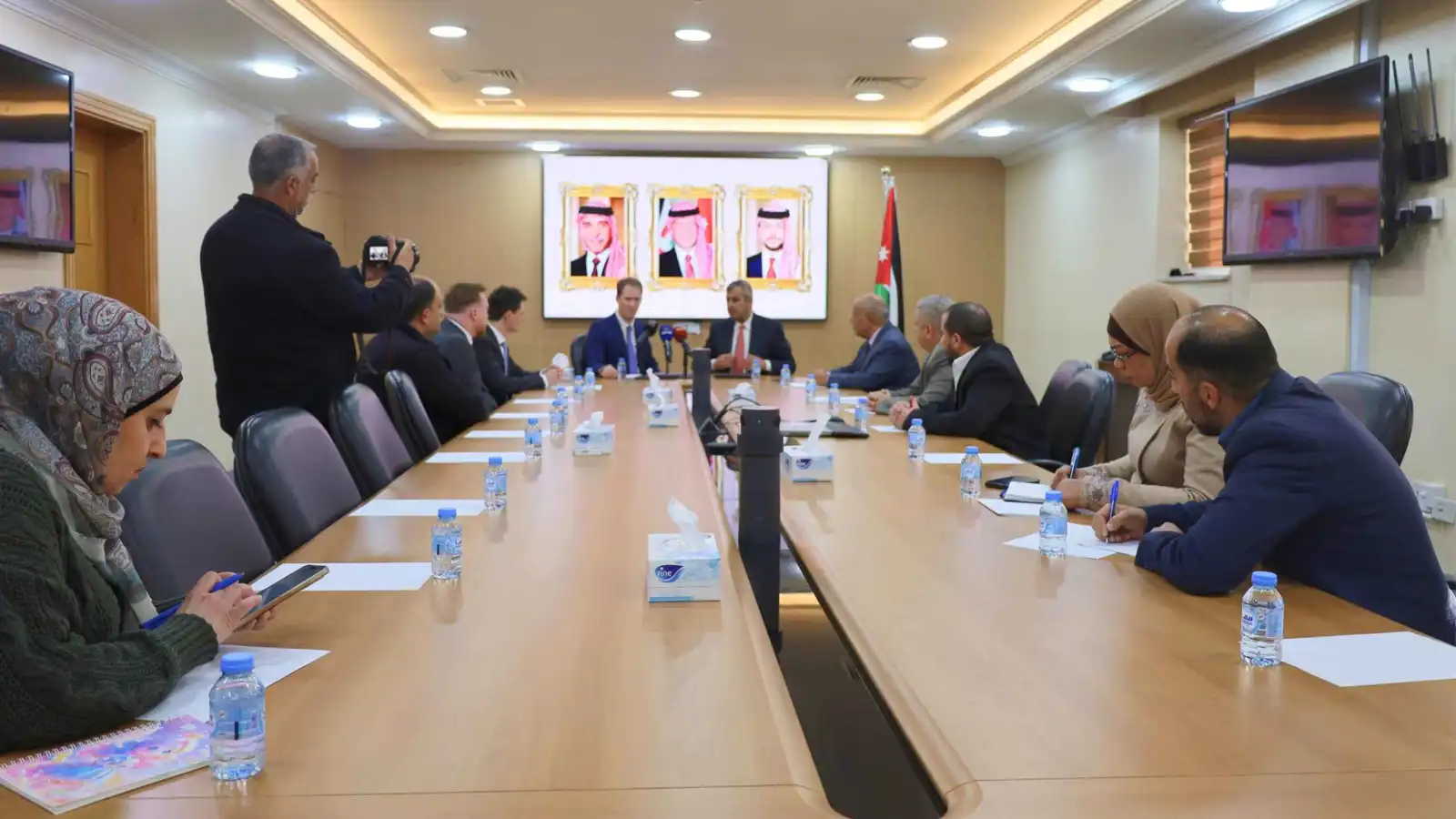 الأردن يتعاون مع «هوتسبير» البريطانية لاستكشاف الهيليوم في البحر الميت