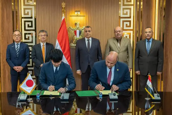 تعاون مصري ياباني لتوليد المياه من الهواء
