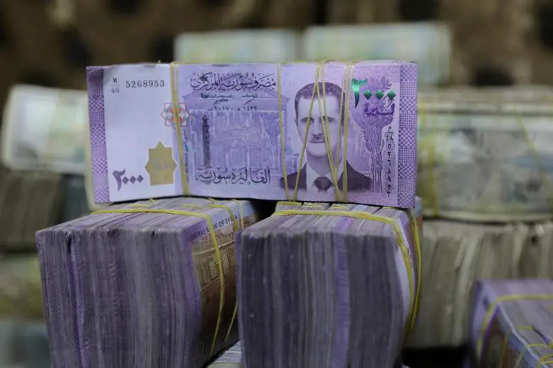 خفض جديد لليرة السورية.. وارتفاع غير مسبوق بالسوق الموازية