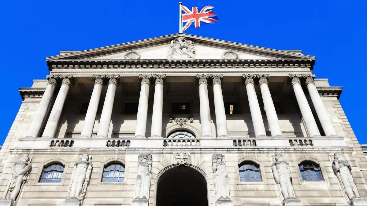 ماذا سيفعل بنك إنجلترا لإنقاذ الباوند ؟