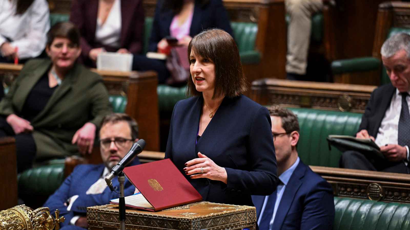 بريطانيا تضع خطة لمساعدة الشركات على تحمل تكاليف الطاقة 