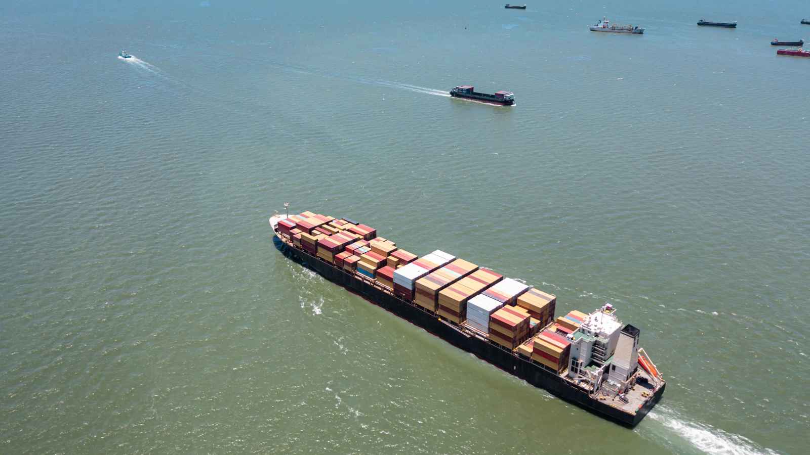 توقعات باستمرار ارتفاع أسعار شحن النفط في النصف الأول من 2026 