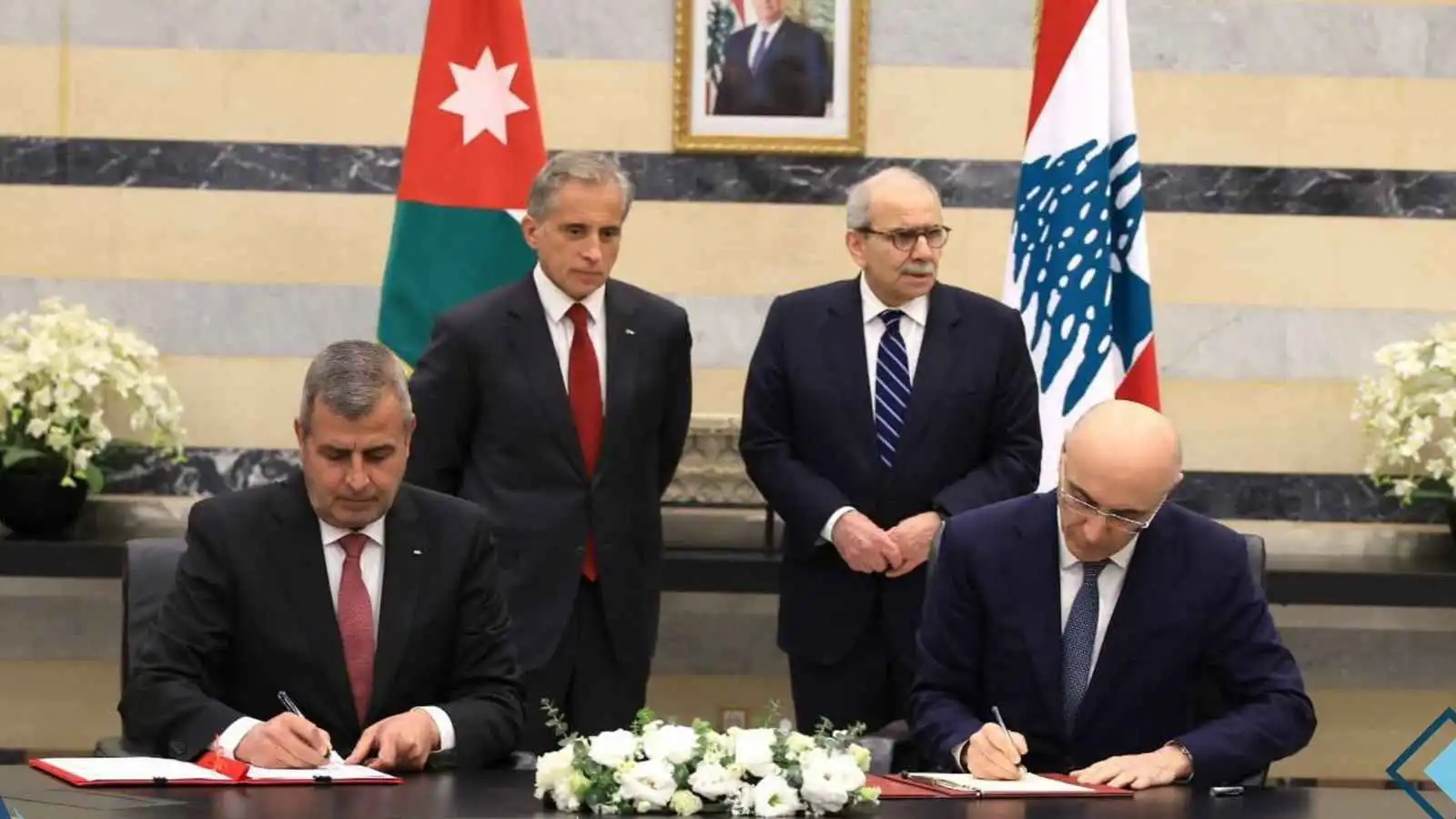 الأردن ولبنان يوقعان مذكرة تفاهم لتعزيز التعاون في مجال الطاقة