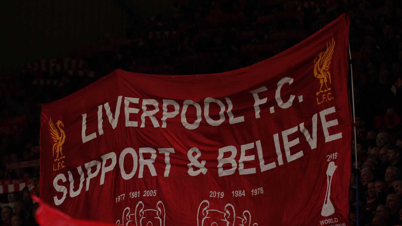 الذكاء الاصطناعي يخسر في مراهنات الدوري الإنجليزي الممتاز 