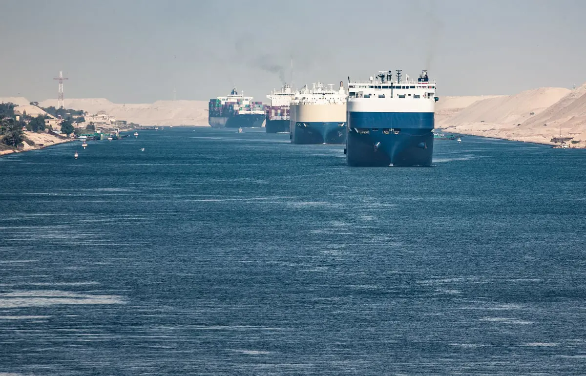 41.7 مليار دولار إجمالي إيرادات قناة السويس في 7 سنوات
