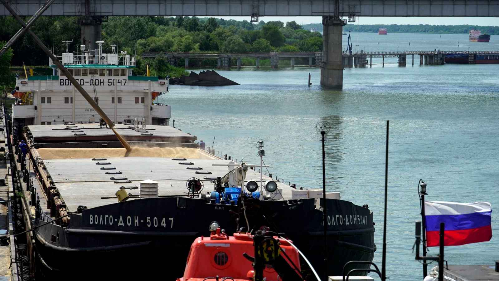 روسيا تدرس تمديد قيود التصدير على بعض الأسمدة لتأمين احتياجاتها 