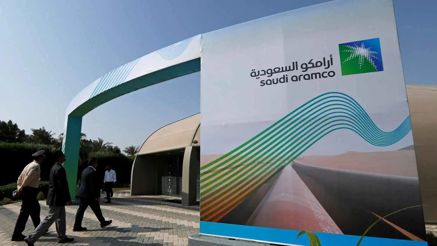 السعودية تكثف صادراتها النفطية عبر ميناء ينبع بعيداً عن مضيق هرمز