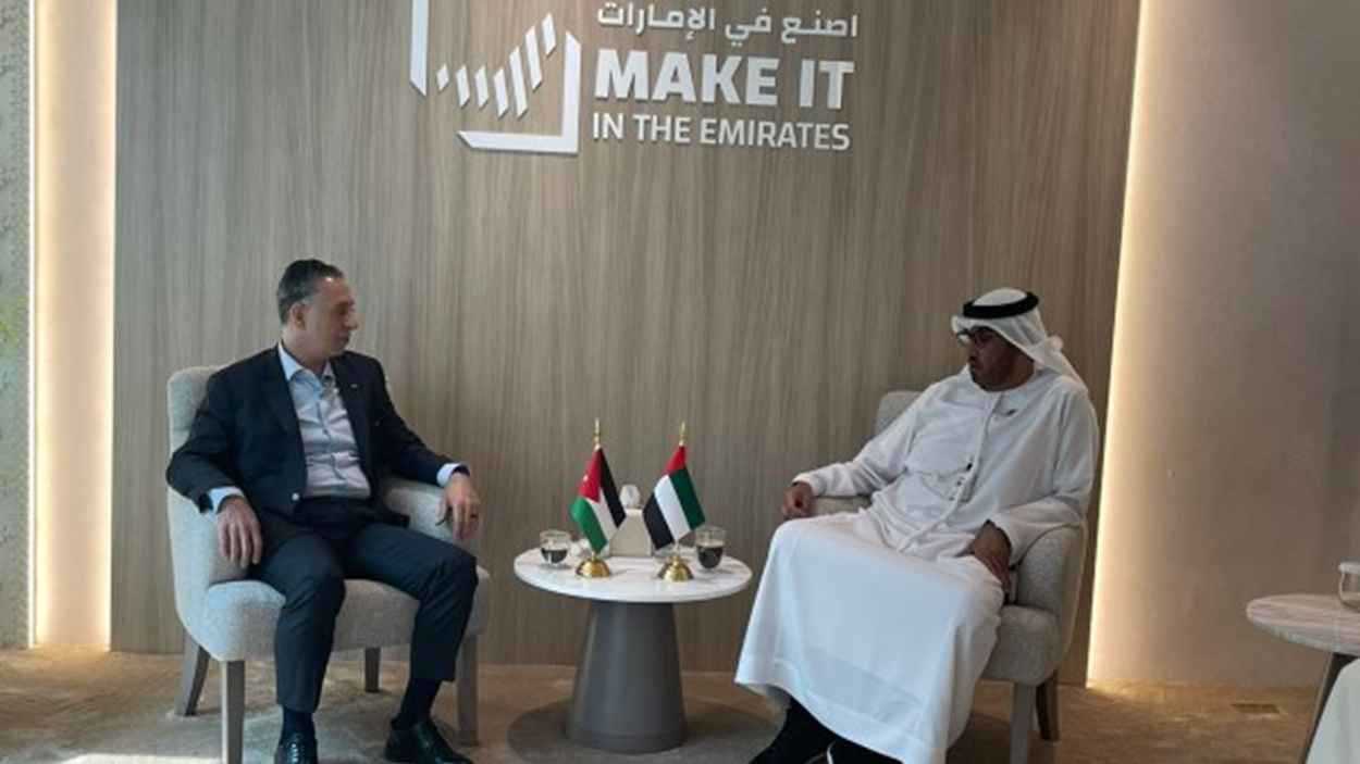الأردن والإمارات تبحثان توسيع الشراكة الاقتصادية والتكامل الصناعي 