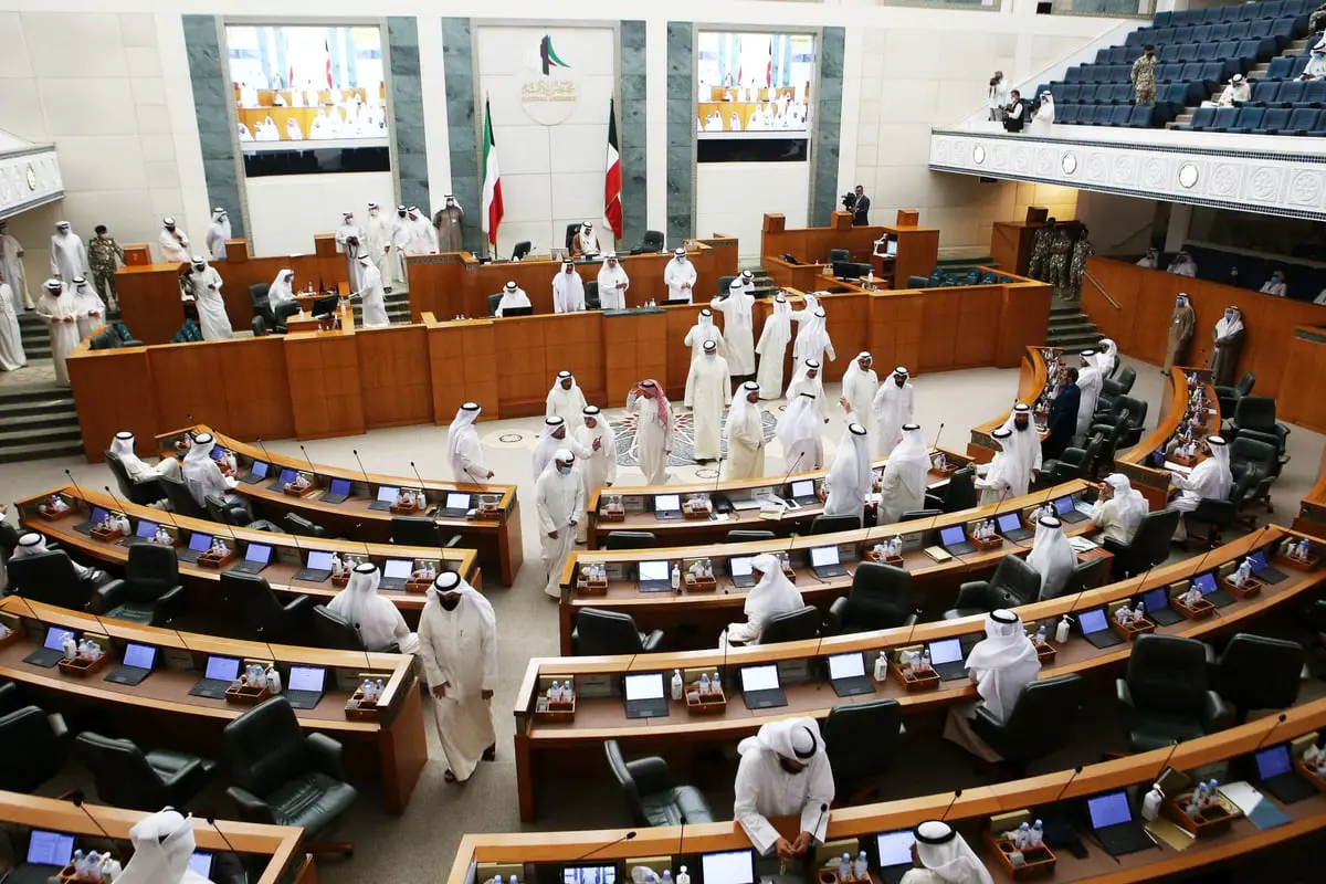 الكويت.. البرلمان يقر الموازنة الجديدة بعجز 22 مليار دولار
