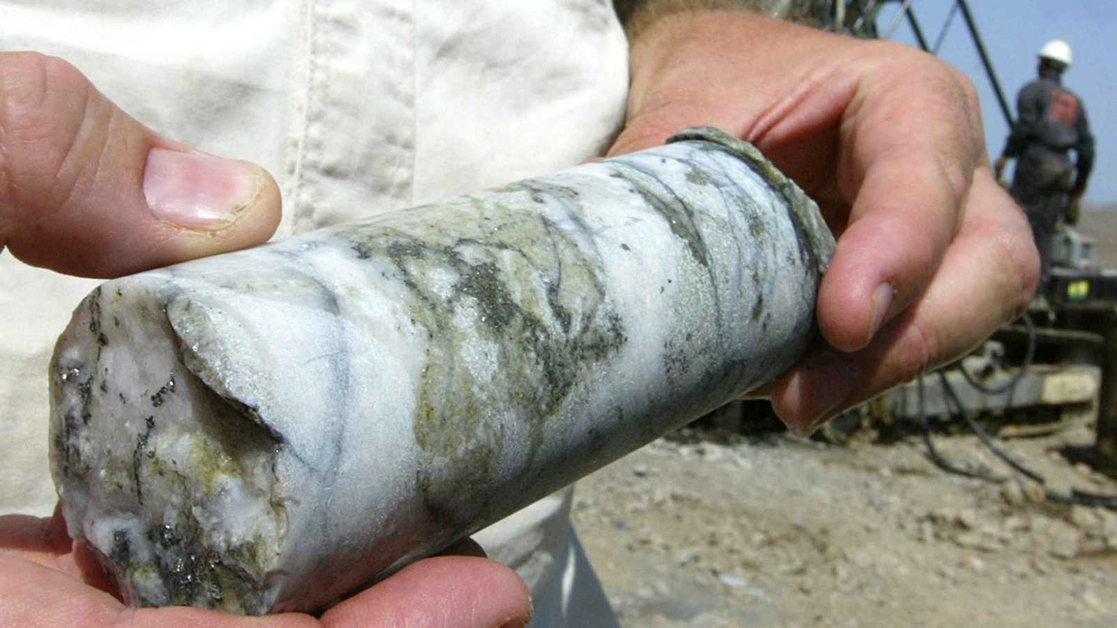 مصر تستهدف رفع مساهمة التعدين في الناتج المحلي إلى 6% 