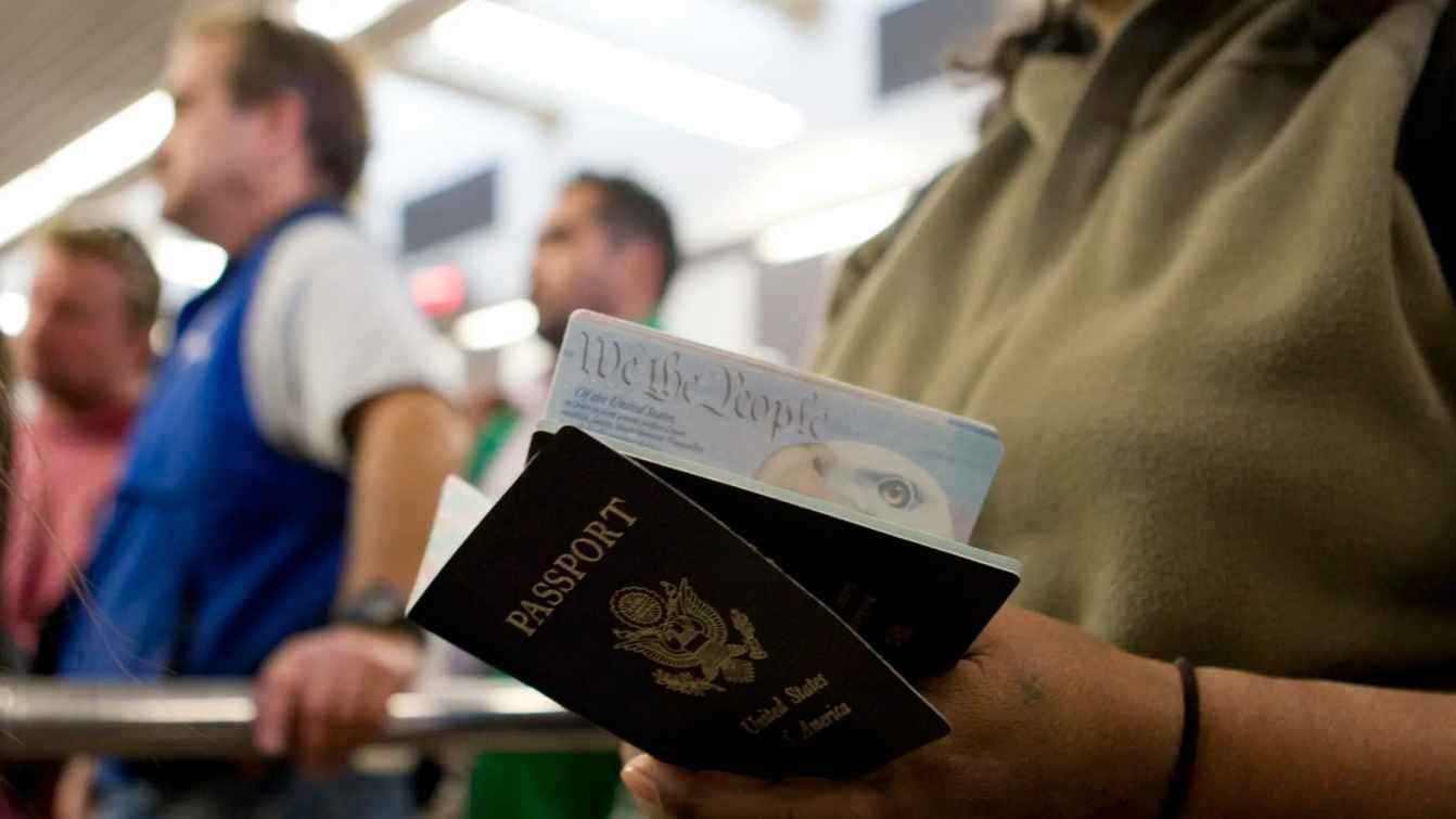 السوق الأميركية تواجه ركوداً في السفر الجوي رغم نمو الطلب العالمي 