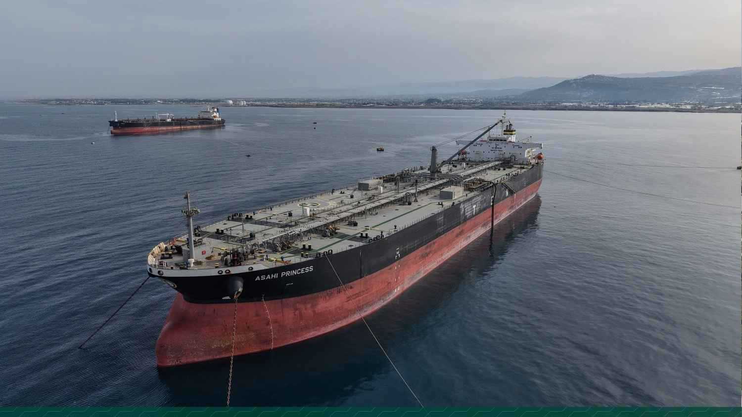 العراق يبدأ تحميل النفط من ميناء بانياس السوري لتصديره نحو أوروبا 