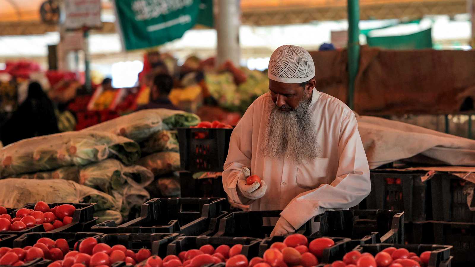 التضخم في السعودية يتسارع إلى 2.1% خلال ديسمبر 