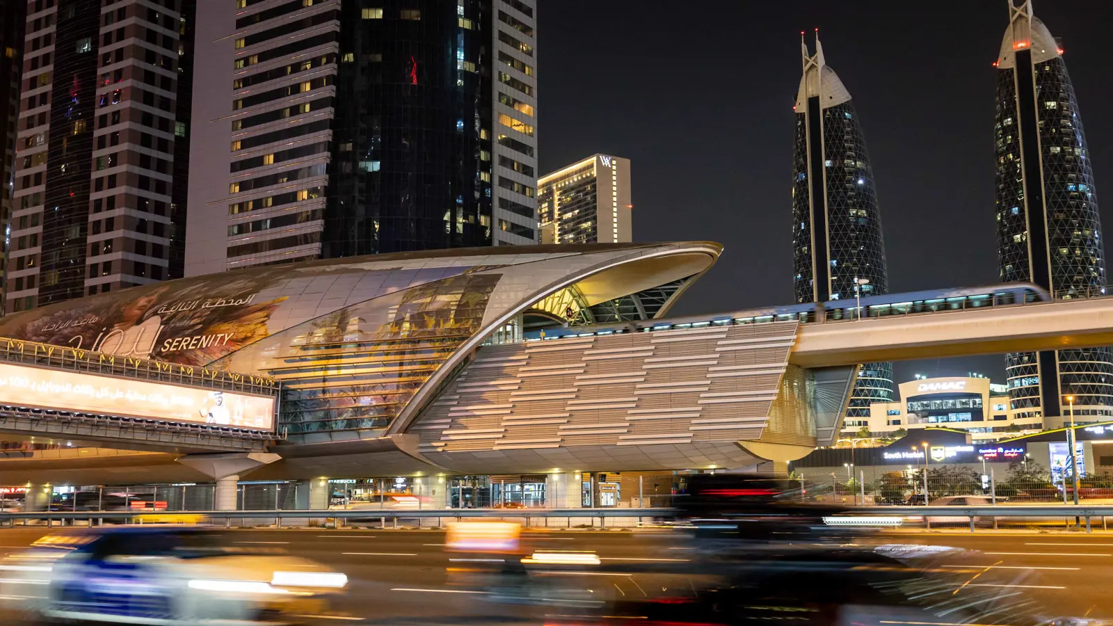 أسواق المال الإماراتية تُظهر متانة متزايدة وتواصل جذب الاستثمارات