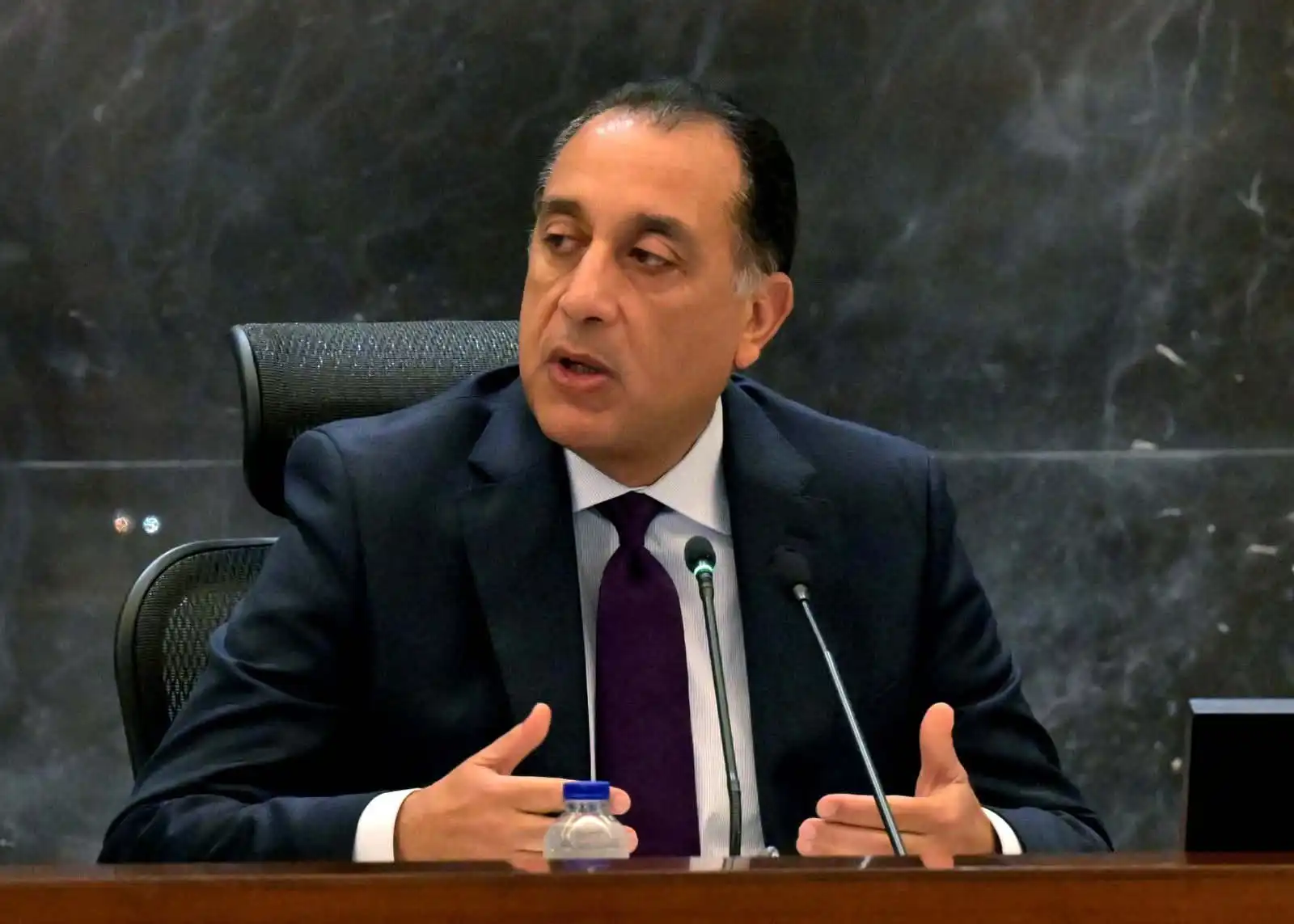 خلال كلمة رئيس الوزراء المصري مصطفى مدبولي في المؤتمر الصحفي الأسبوعي لمجلس الوزراء المصري يوم 3 ديسمبر 2025