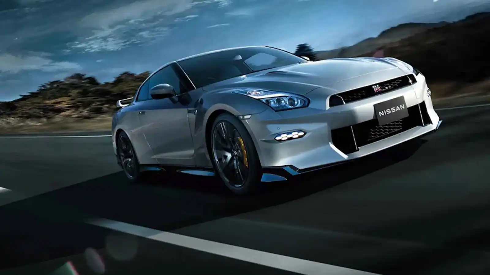 نيسان GT-R الجديدة تقترب.. عودة هجينة تحافظ على روح “غودزيلا”
