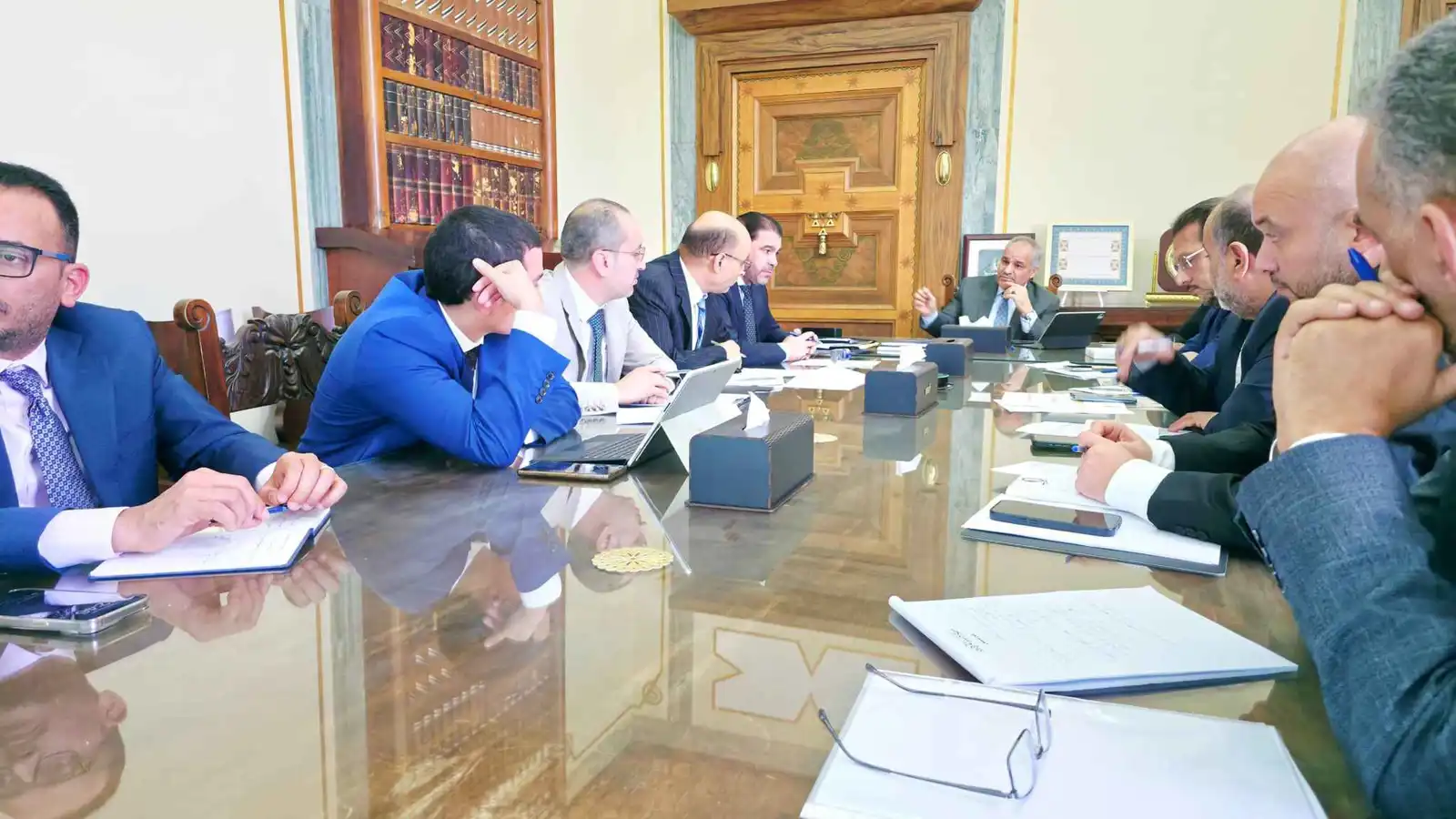 مصرف ليبيا المركزي يبحث آلية جديدة لتنظيم مزاولة نشاط الصرافة