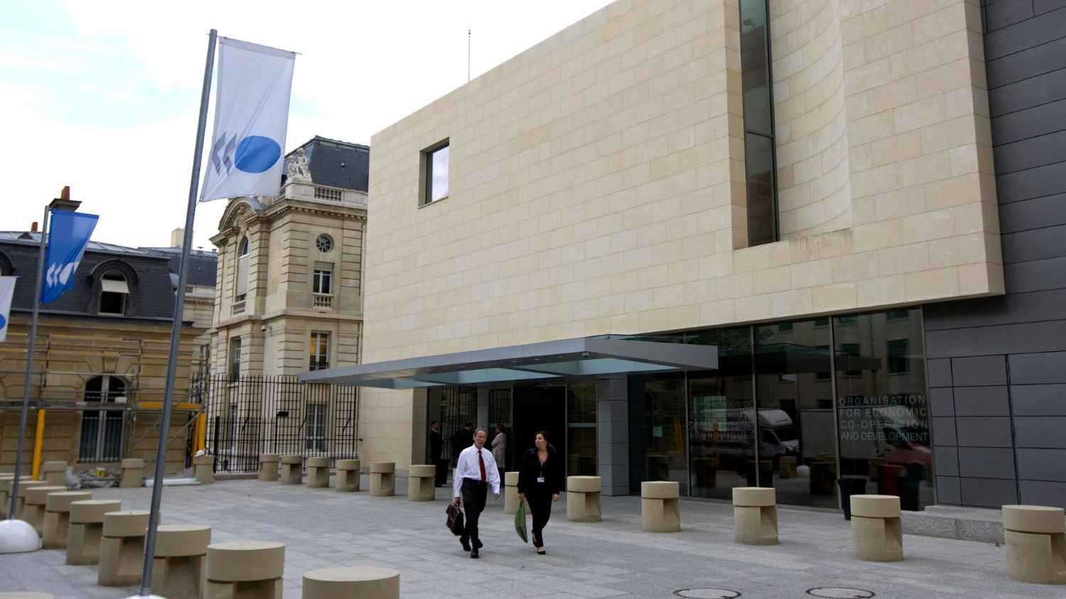 منظمة التعاون الاقتصادي تستبعد الركود التضخمي العالمي 