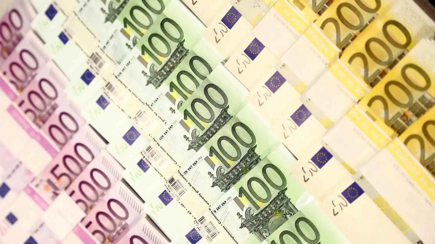 عوائد السندات الأوروبية ترتفع وسط مخاوف بشأن حرب إيران