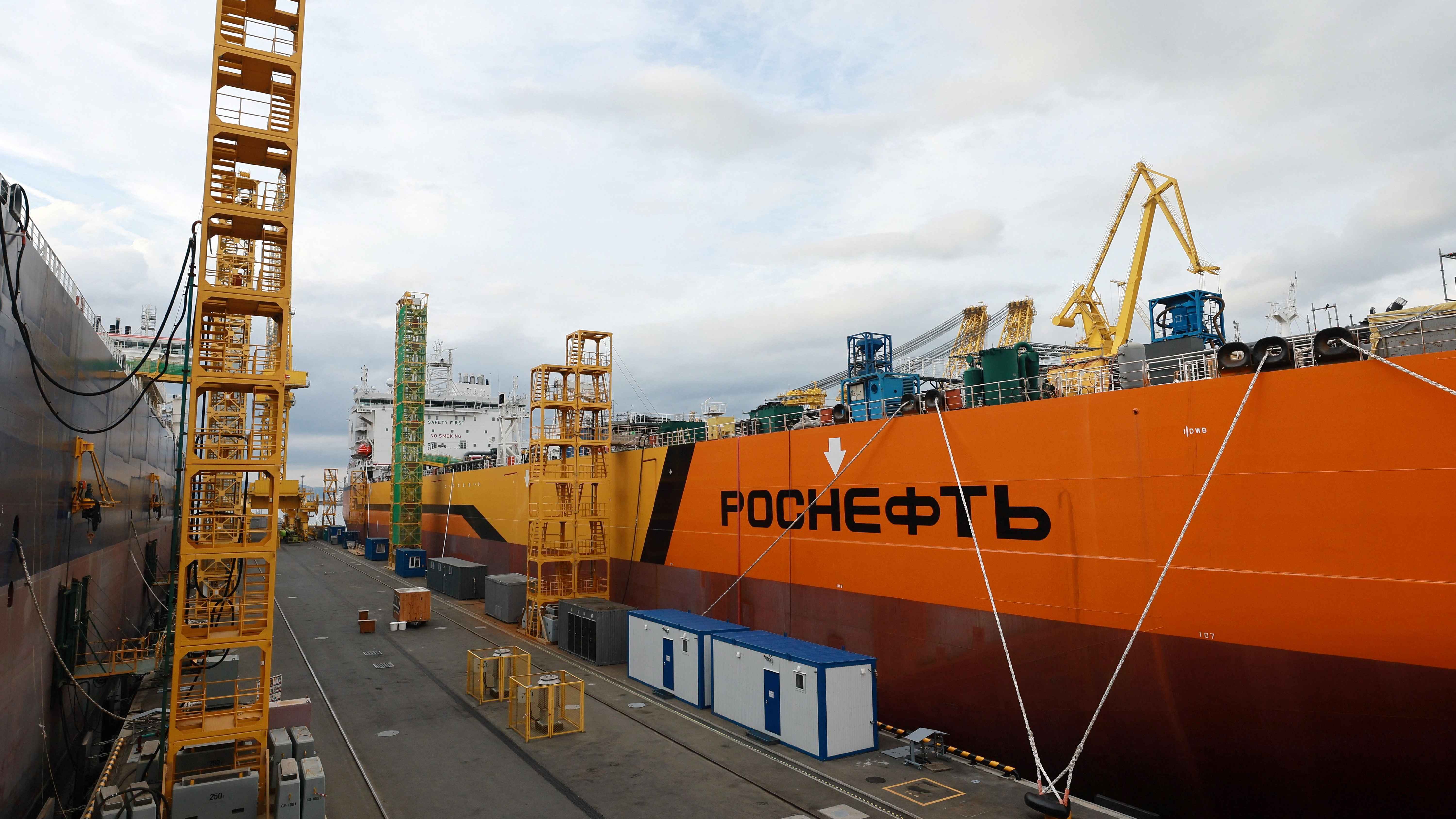 تراجع واردات الصين النفطية من روسيا خلال نوفمبر وارتفاعها من الكويت 