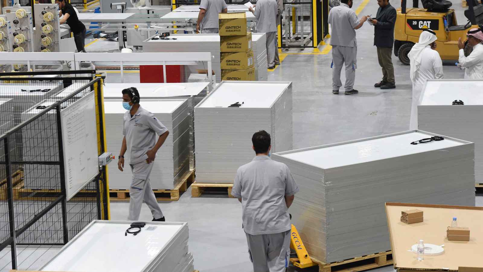 السعودية تصدر 188 ترخيصاً صناعياً باستثمارات 483 مليون دولار في مارس 