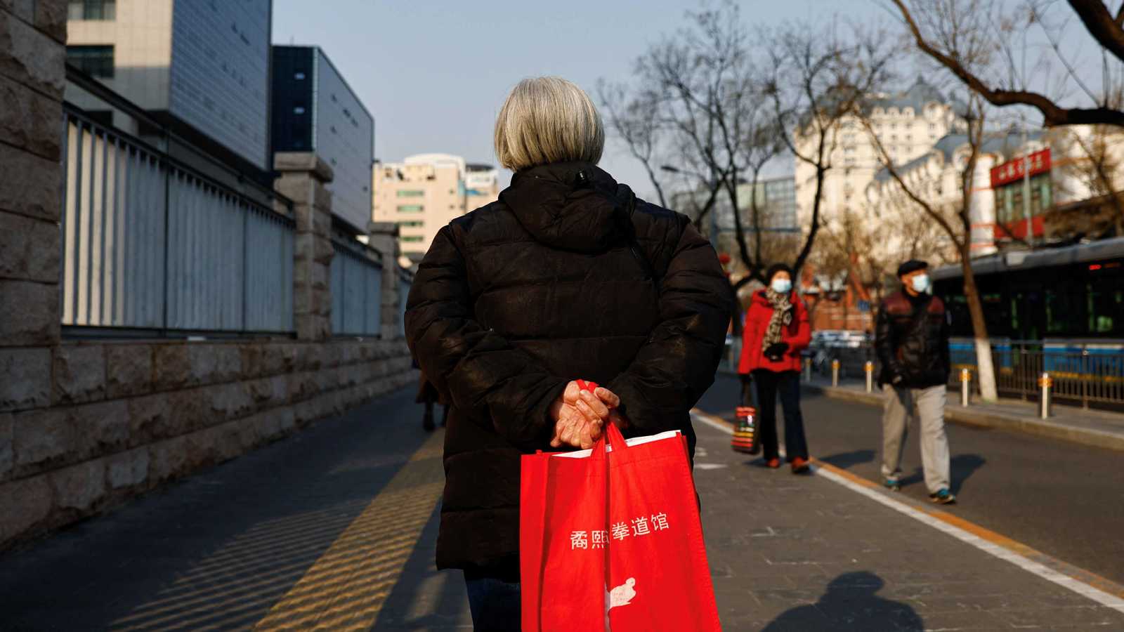 سوق بـ15 تريليون دولار.. دول تراهن على كبار السن كقوة اقتصادية 