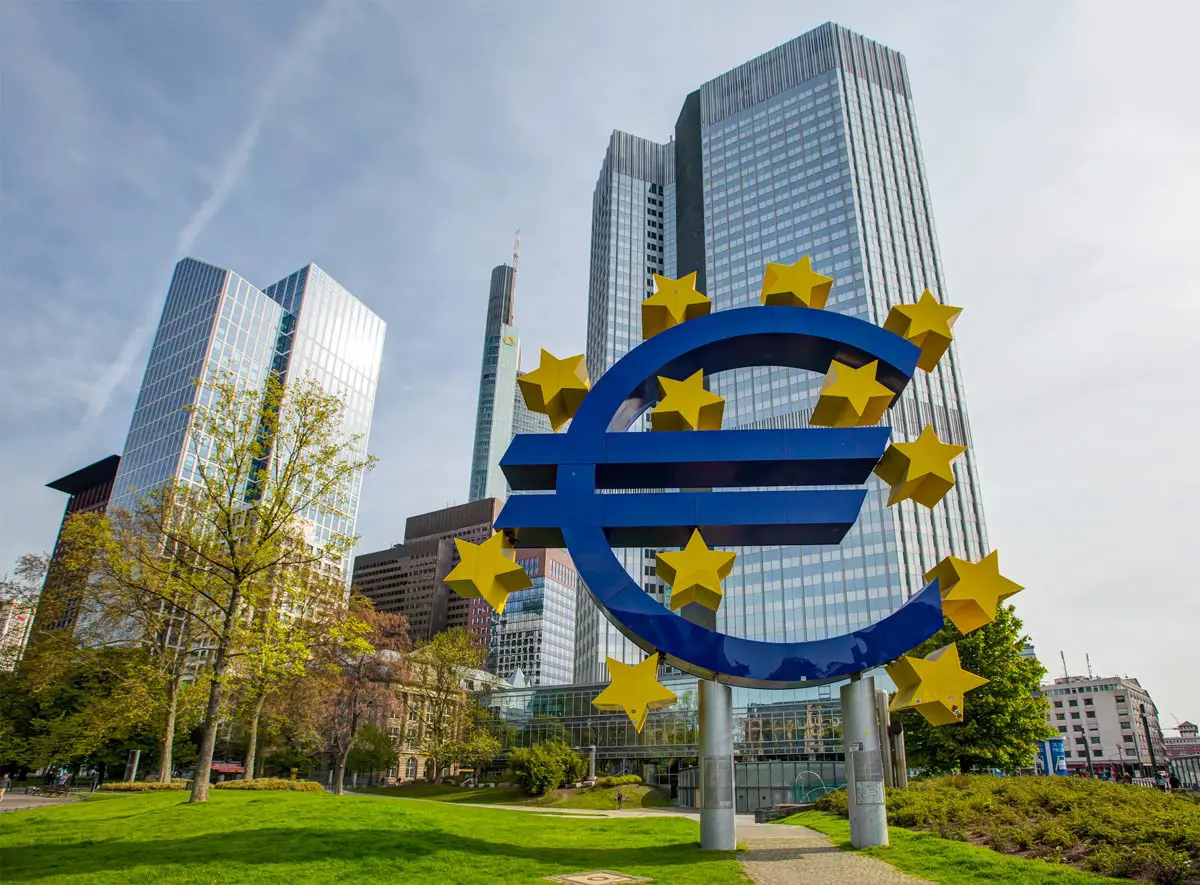 الأخطار الجيوسياسية تهدد الاستقرار المالي في منطقة اليورو