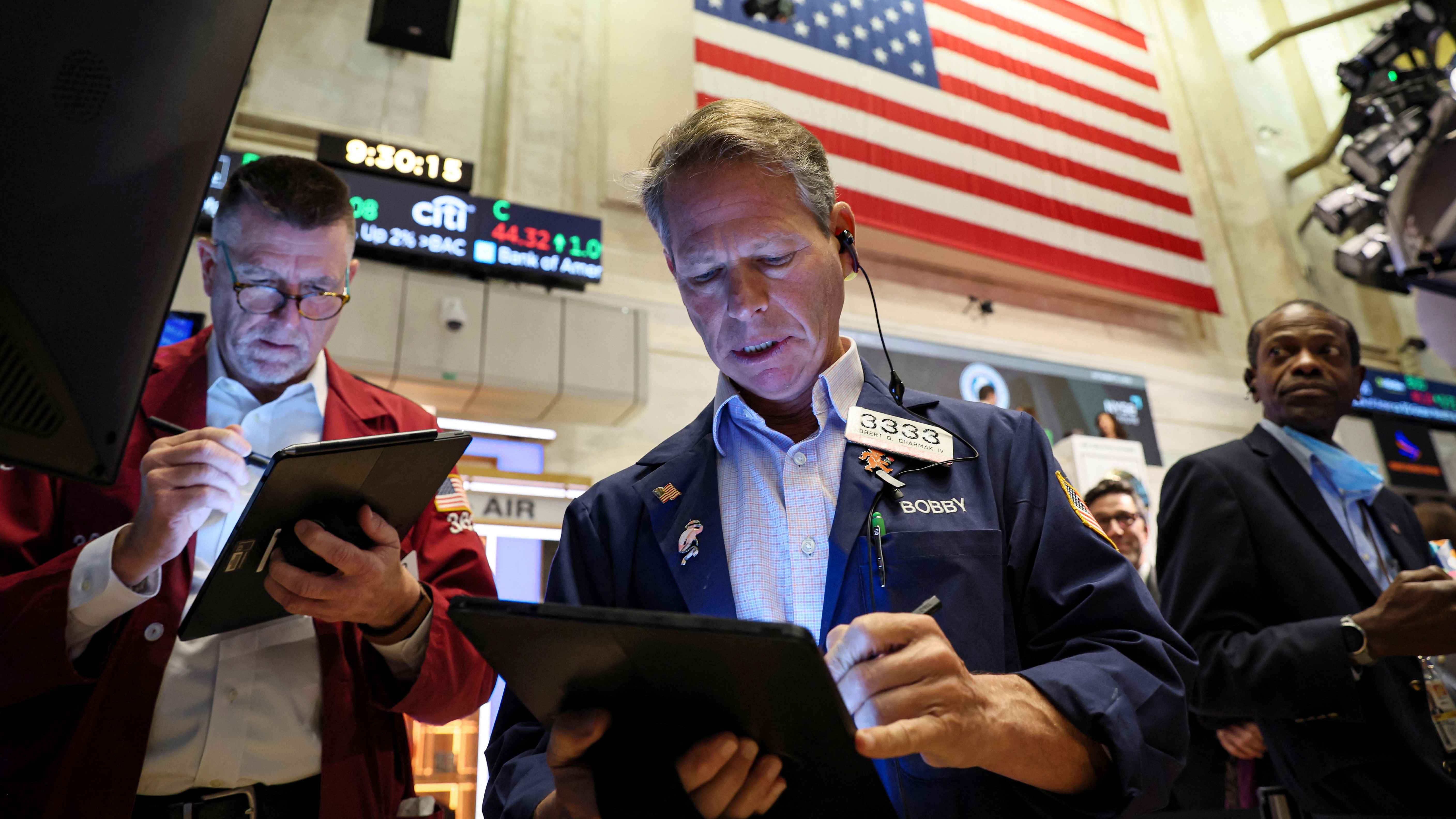 تعديل نمو الناتج المحلي الإجمالي الأميركي للربع الثاني بالرفع إلى 2.2% 