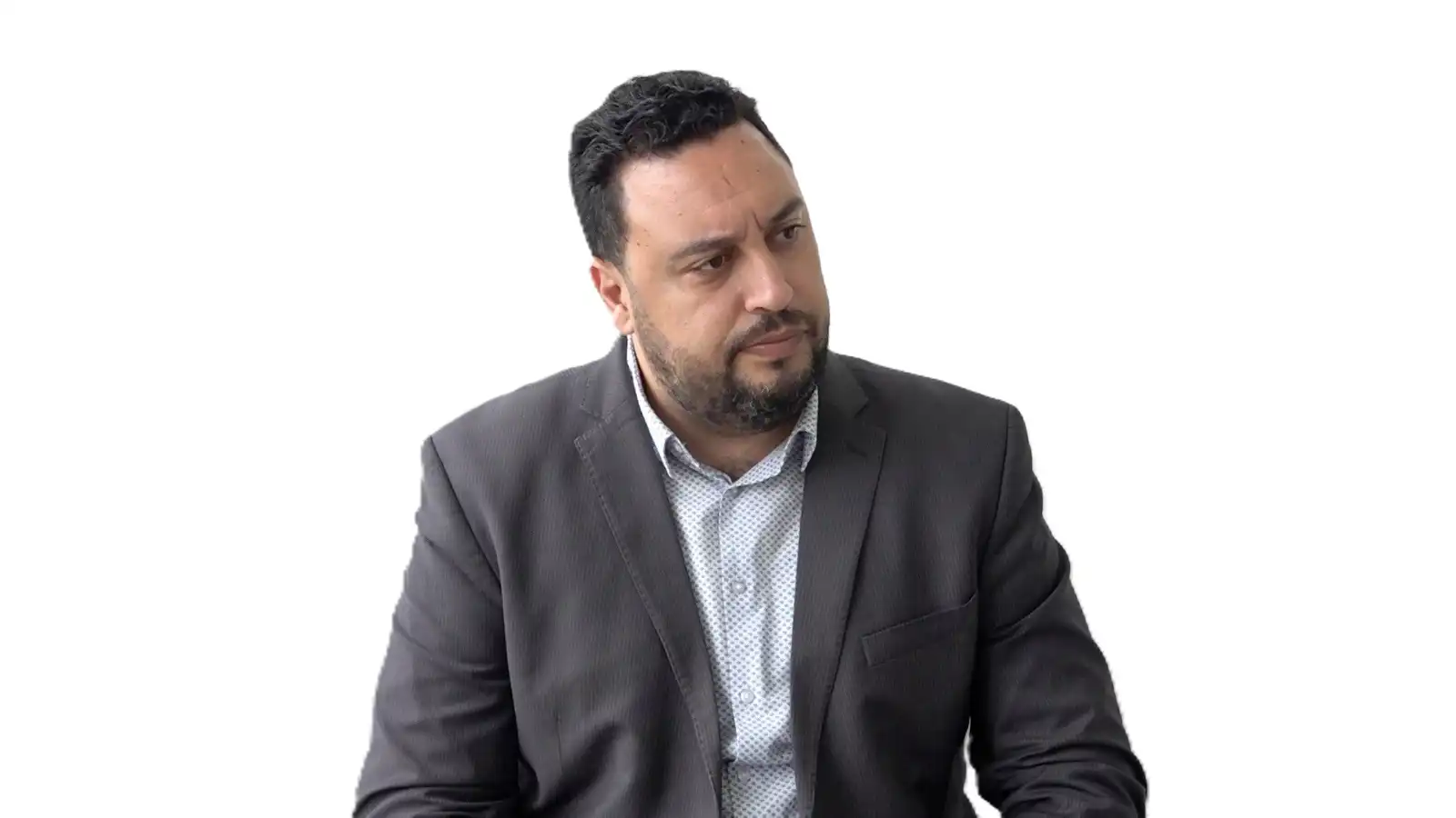 د. زكريا فيرانو، أستاذ الاقتصاد بجامعة محمد الخامس.