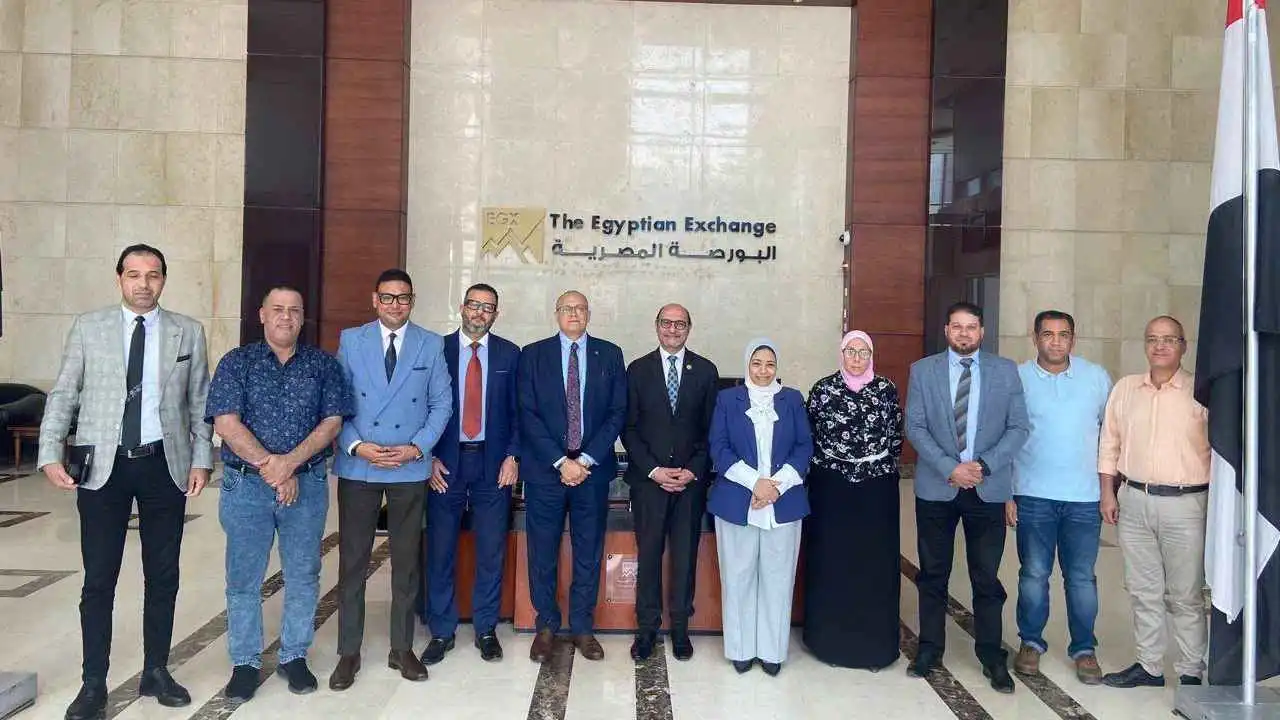 البورصة المصرية تعفي أول 20 شركة صغيرة ومتوسطة من الرسوم الإدارية