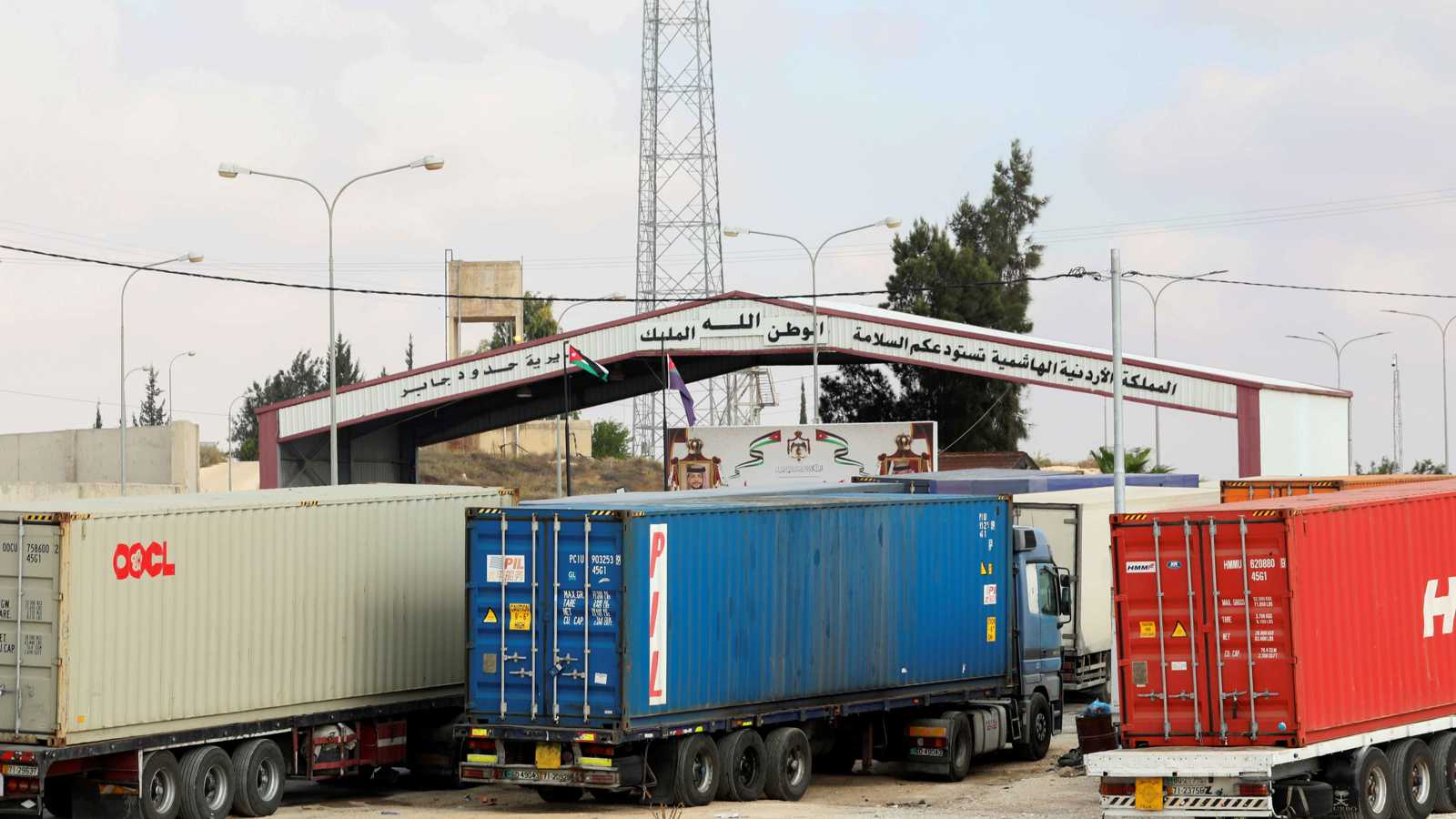 ممر بري يغري الموردين.. الأردن وسوريا وتركيا بديل أسرع للشحن 