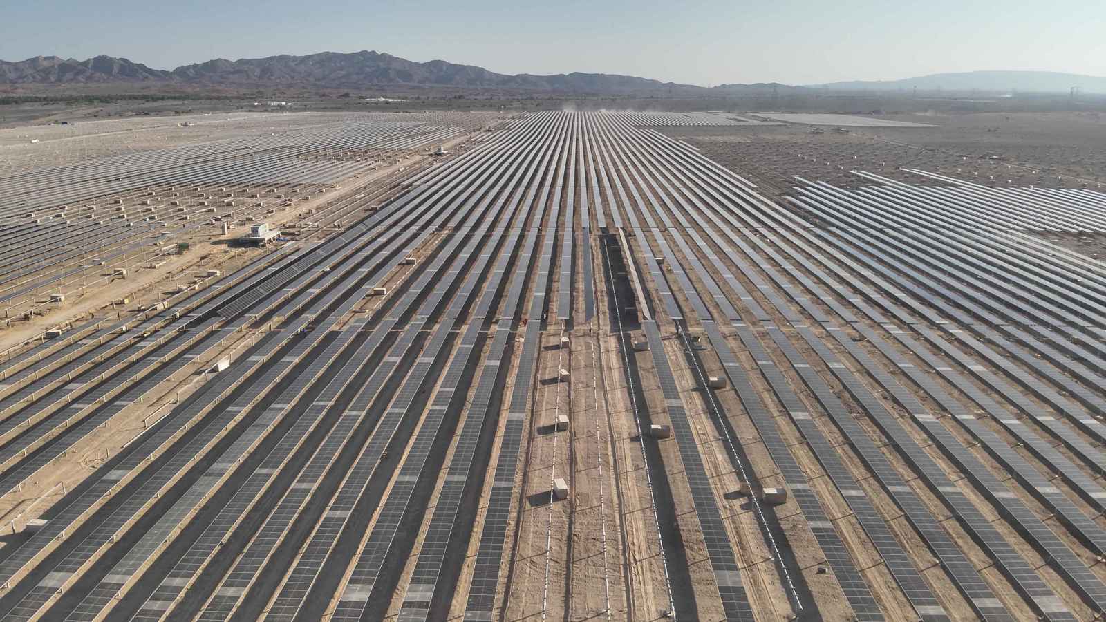 ارتفاع إنتاج الكهرباء في سلطنة عُمان 5% خلال 2025 