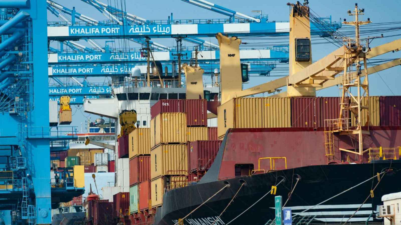 الإمارات تدخل قائمة الـ10 الكبار عالمياً في صادرات السلع 