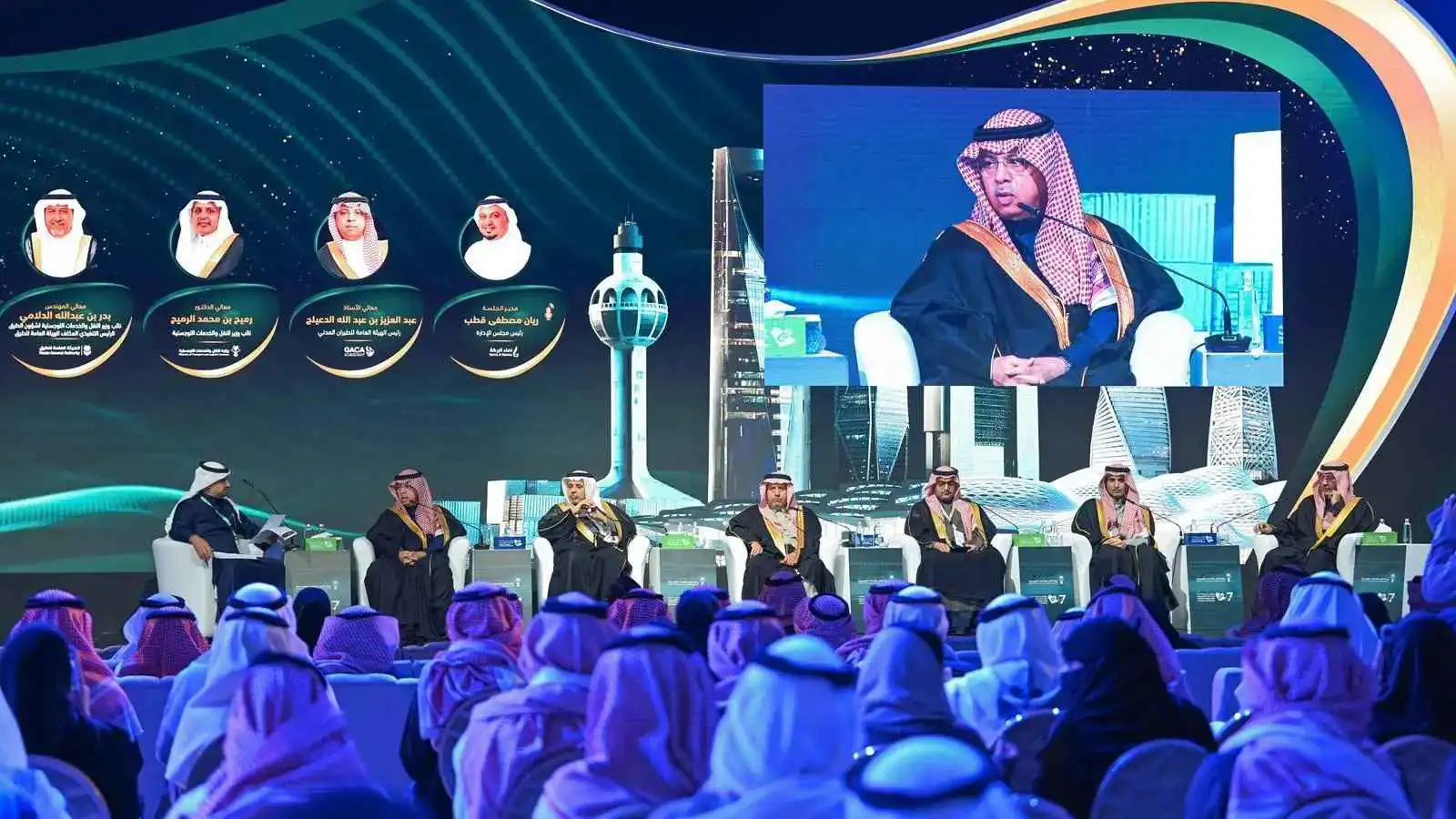 السعودية تطرح مطارات أبها والطائف والقصيم وحائل أمام القطاع الخاص
