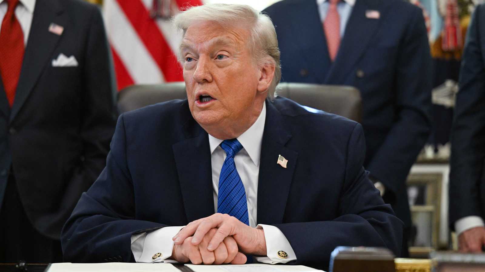 ترامب يعين مقرباً له رئيساً لوكالة إحصاءات العمل الأميركية 