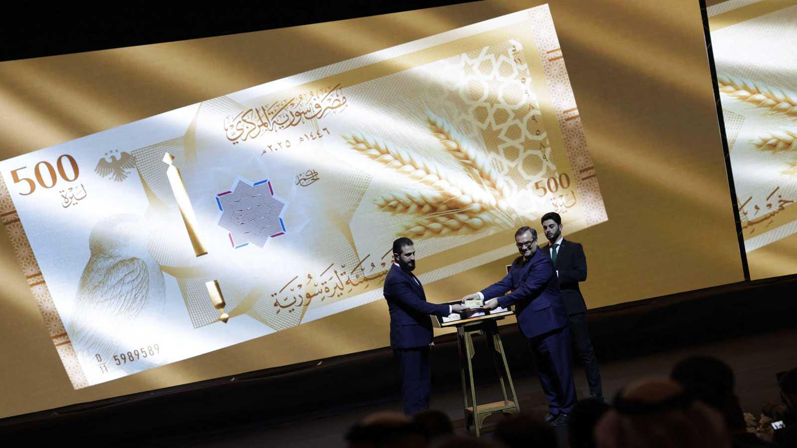 الليرة الجديدة.. كيف تعزز تعافي الاقتصاد السوري؟ 